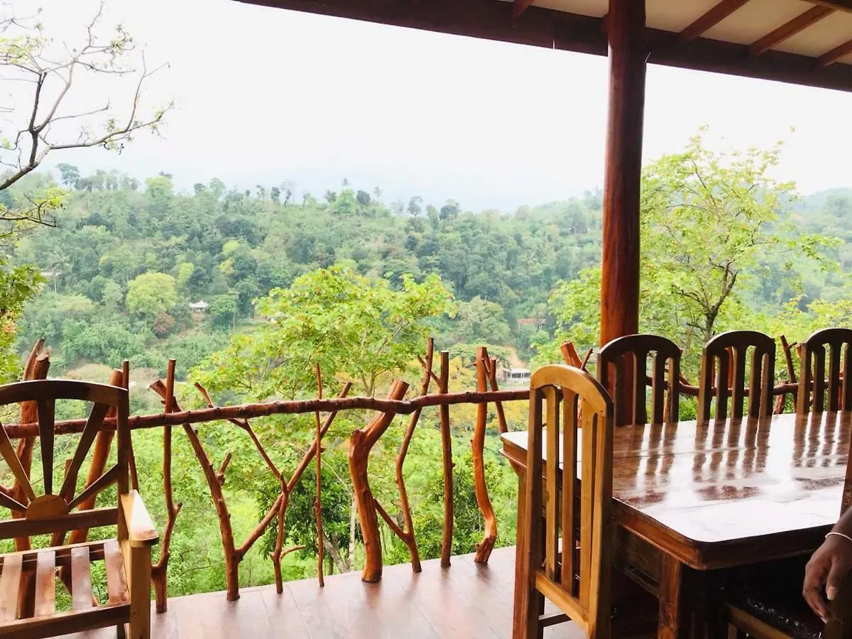 Hotel Kandy Bivenra Resort